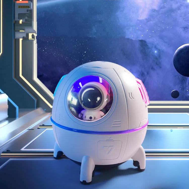 بخور سرد LED دار سفینه فضایی از نمای رو به رو در کهکشان با نور بنفش و آبی در پشت زمینه