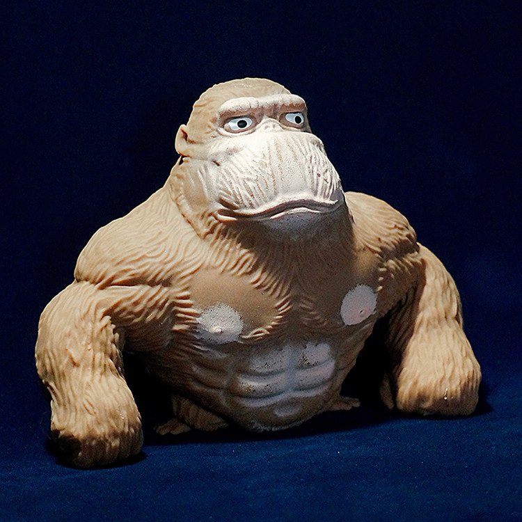 فیجت شنی ضد استرس از نمای رو به رو با پشت زمینه آبی تیره