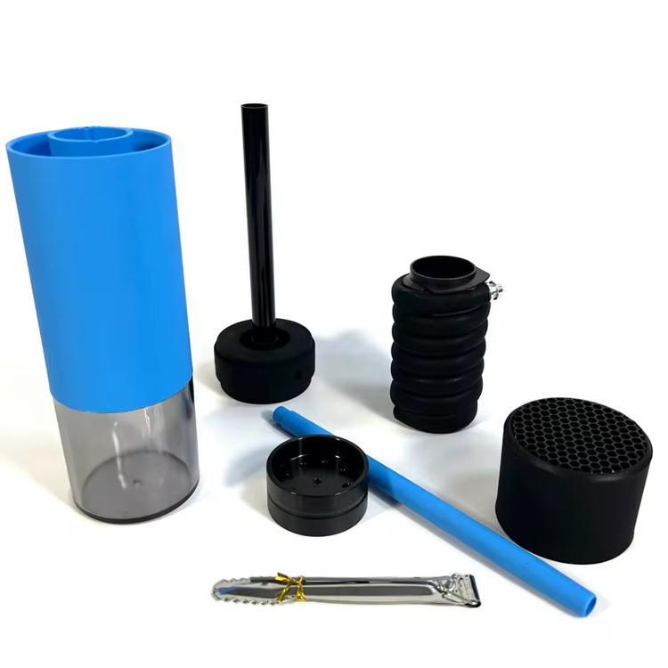 نمایش اجزای تشکیل دهنده ی قلیان مسافرتی شامل بدنه ، سری ، شلنگ ، انبر ، محل قرار گیری توتون ، مخزن آب