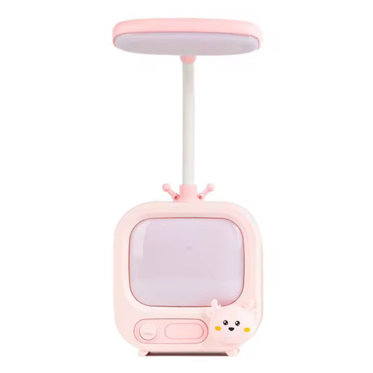 چراغ مطالعه رومیزی صورتی با پشت زمینه سفید