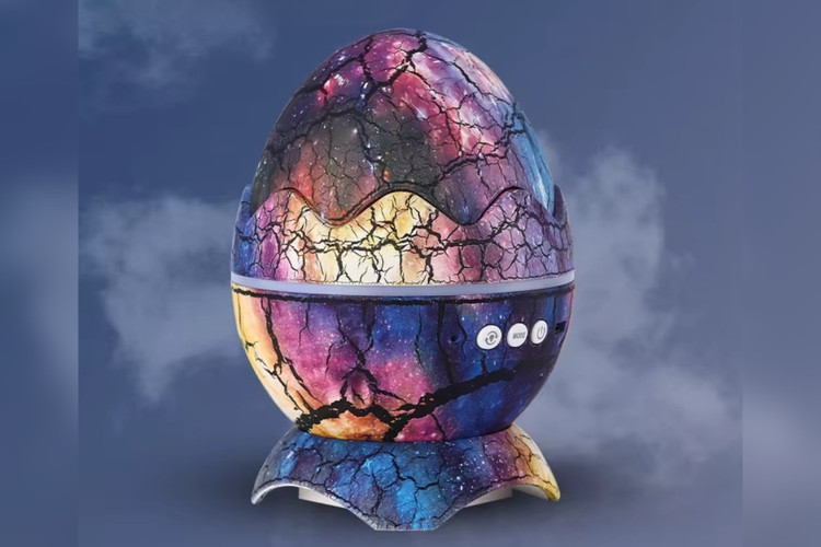 پروژکتور کهکشانی با پشت زمینه آبی آسمانی