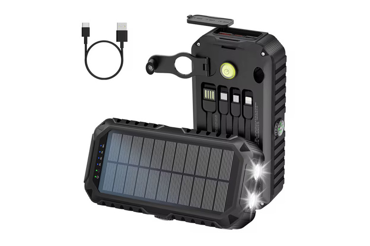 پاوربانک دارای چراغ قوه