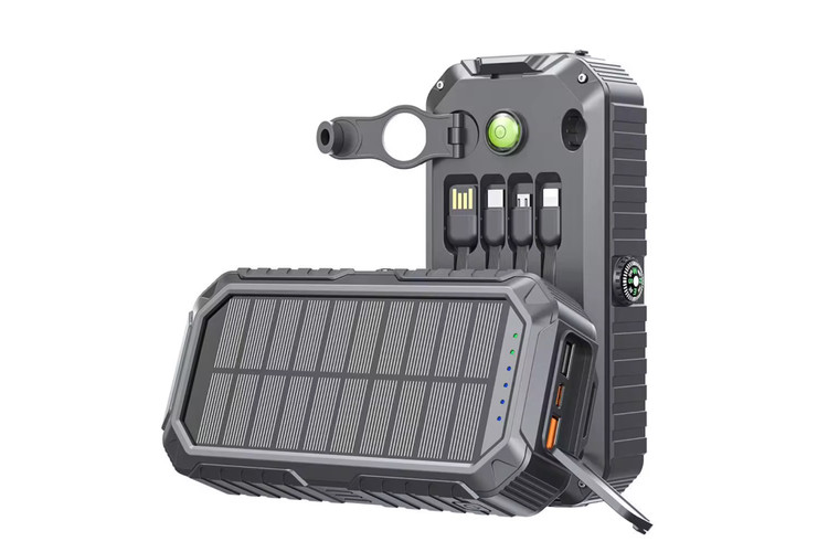 پاوربانک گرین لاین دارای پنل خورشیدی شارژ