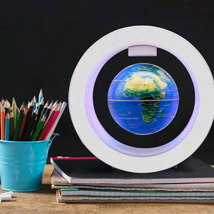 دکوری فوق العاده جذاب کره ی معلق