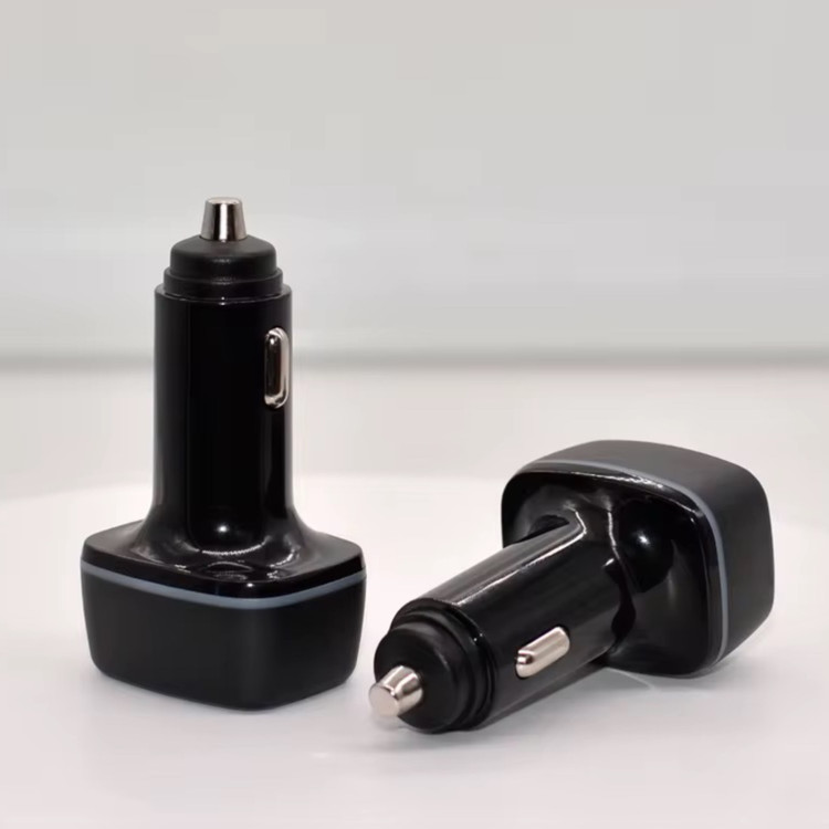 شارژر فندکی هوشمند نیوا بدون آسیب به باتری موبایل