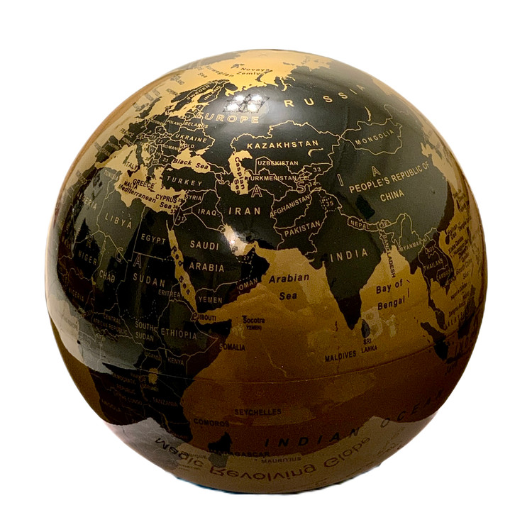 دکوری کره زمین رومیزی چرخان در هیداگالریا